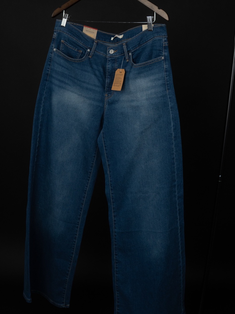 Levi's Men's Dark Blue Relaxed Jeans